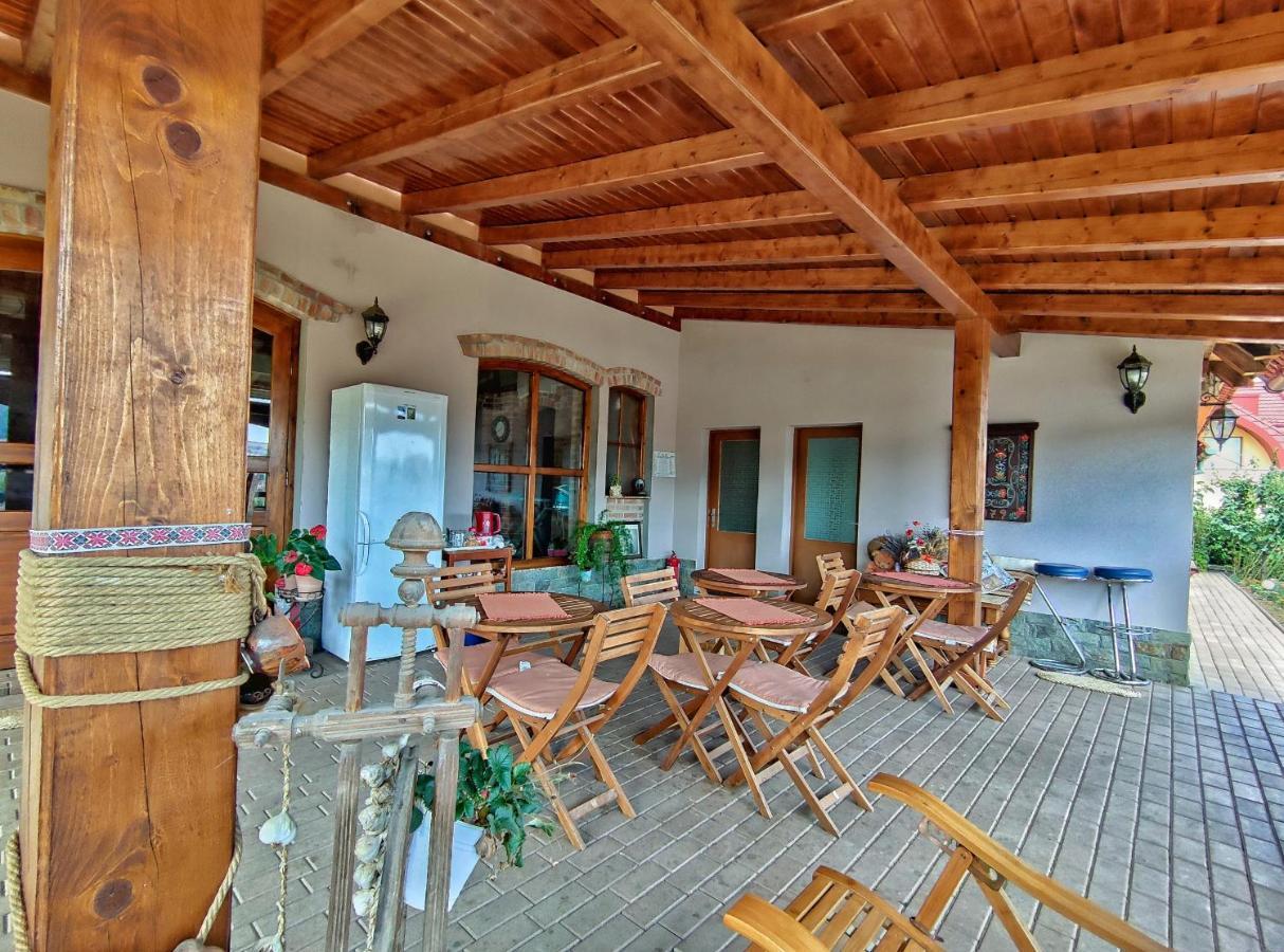 Casa Adam Hotel Сигишоара Екстериор снимка