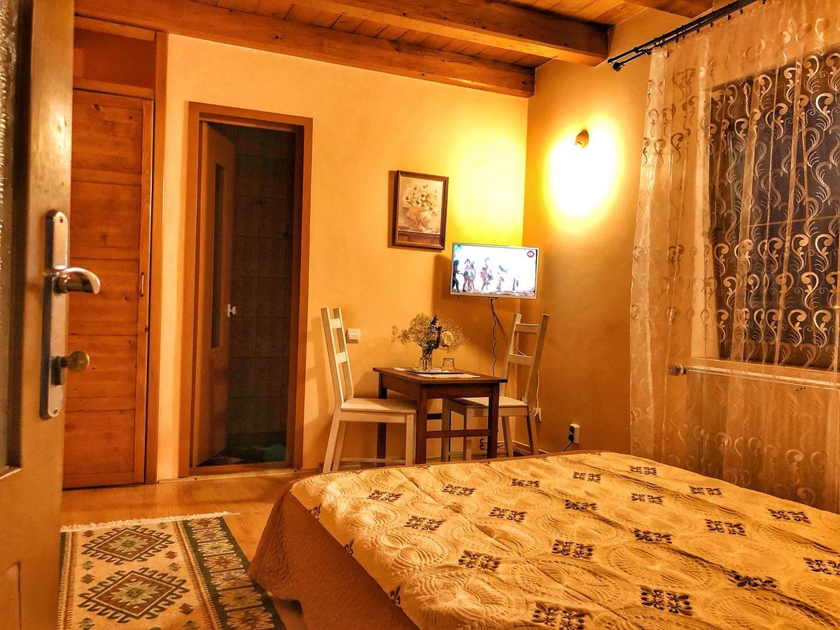 Casa Adam Hotel Сигишоара Екстериор снимка