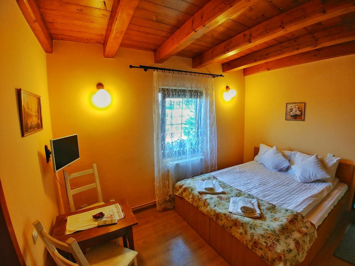 Casa Adam Hotel Сигишоара Екстериор снимка